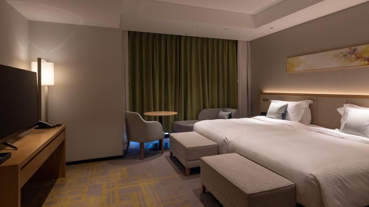 Miyako Hotel Hakata Fukuoka  Luaran gambar A room at the hotel