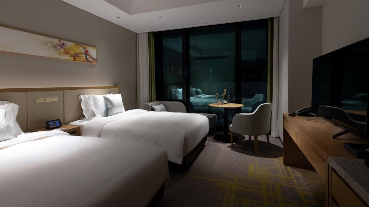 Miyako Hotel Hakata Fukuoka  Luaran gambar A room at the hotel
