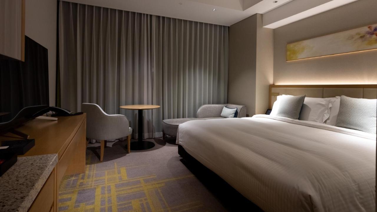 Miyako Hotel Hakata Fukuoka  Luaran gambar A room at the hotel