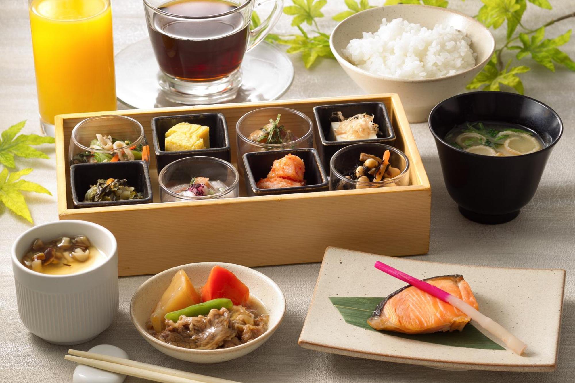 Miyako Hotel Hakata Fukuoka  Luaran gambar A Japanese breakfast